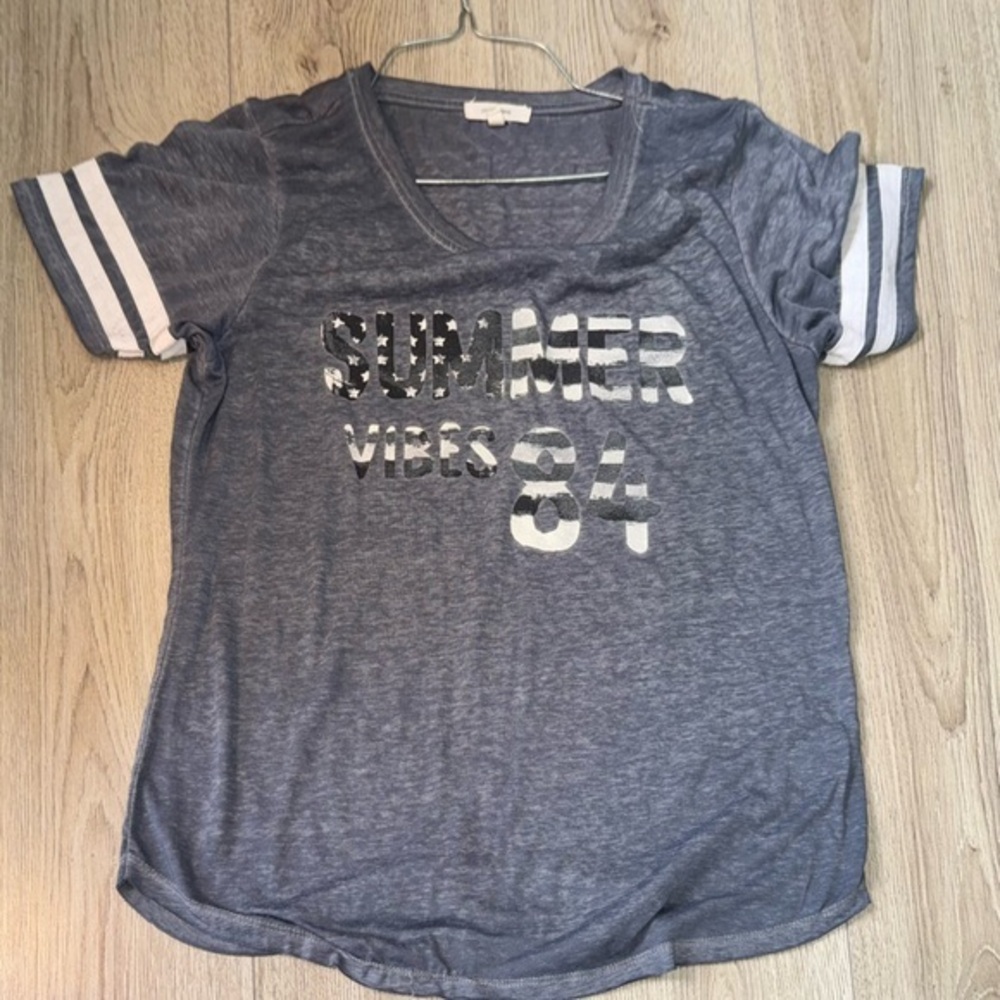 Maurices Blue Tee with White short sleeve shirt top
